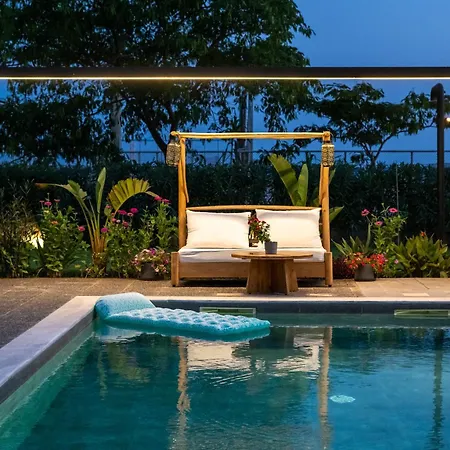 Private Pool By The Sea Appartement Kalamata